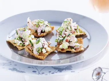 smoked chicken wonton crisps