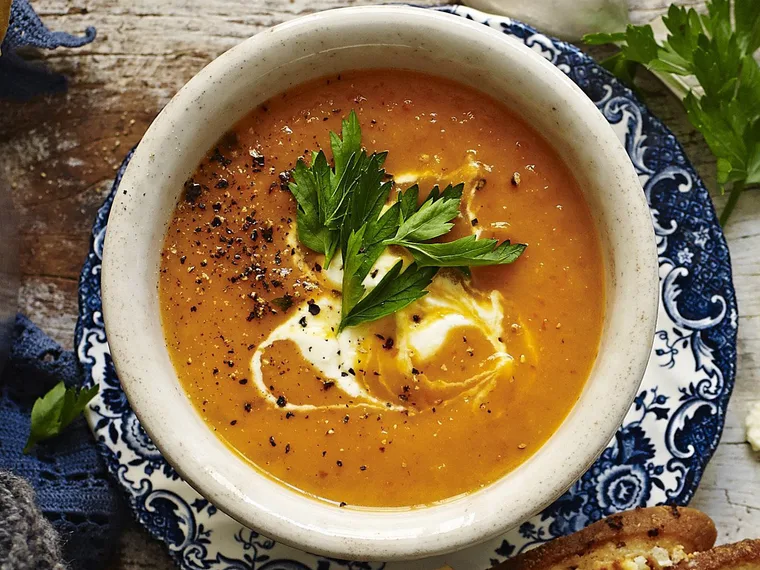 pumpkin soup with honey fetta cro&ucirc;tons