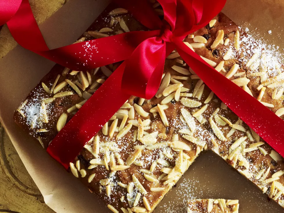 NIGHT BEFORE Fruit Cake