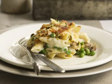 baked penne with peas, mushroom and leek