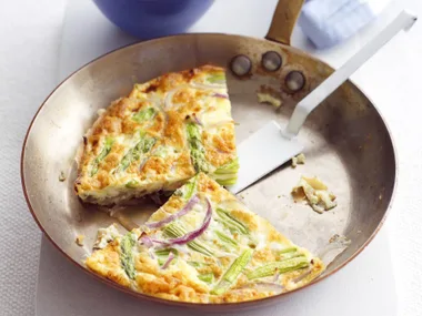 asparagus frittata with rocket salad