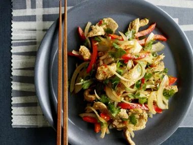 capsicum, chilli and hoisin chicken