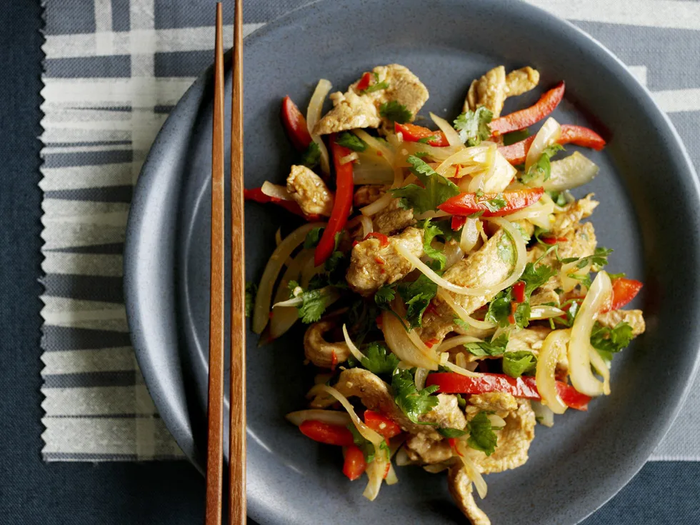 capsicum, chilli and hoisin chicken
