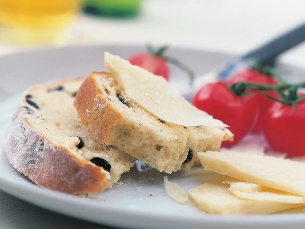 olive bread with oregano
