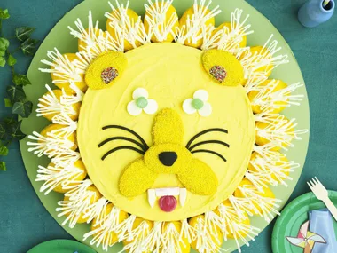 oliver the lion