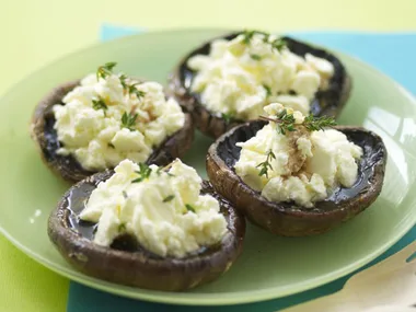 balsamic-roasted mushrooms with fetta