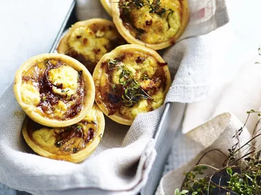 MINI CHICKEN & ASPARAGUSQUICHES