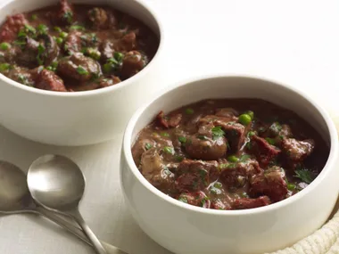 VEAL WITH PARSLEY AND CAPERS