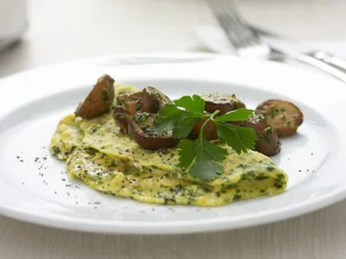 HERB & MUSHROOM OMELETTE