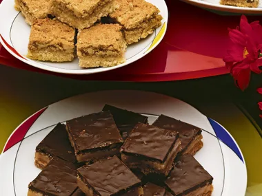 NO-BOWL CHOC-BIT SLICE