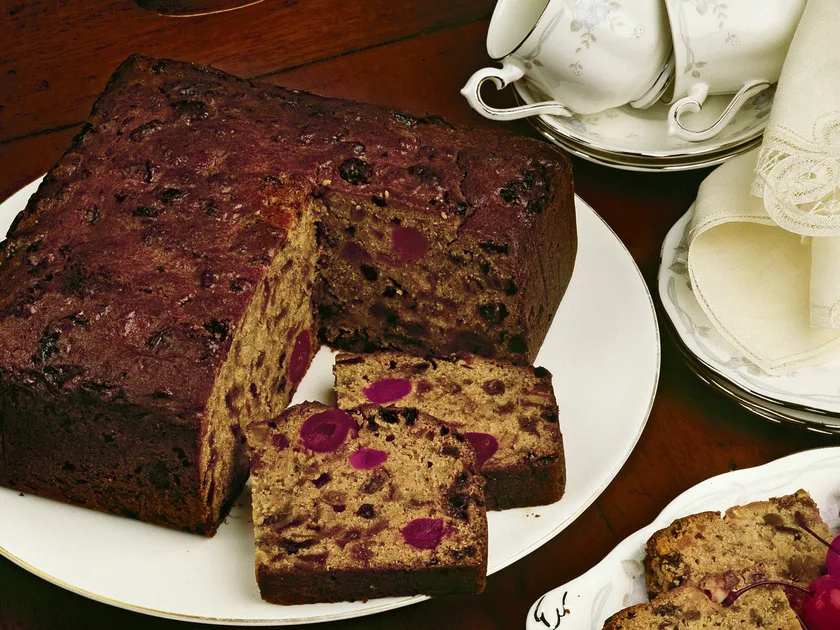 Honey beer fruit cake