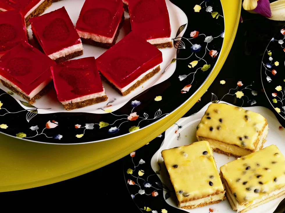 STRAWBERRY JELLY SLICE