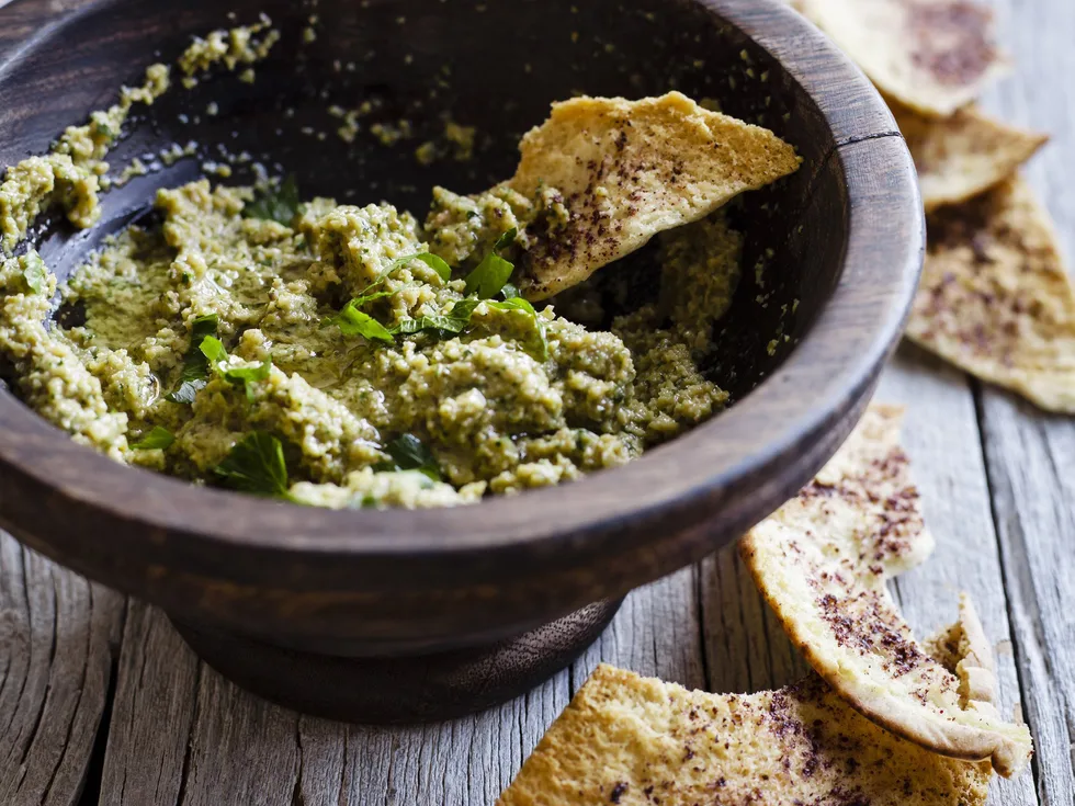 GREEN OLIVE TAPENADE WITH SUMAC PITTA CRISPS