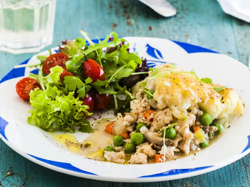 Chicken pie with cheesy mash