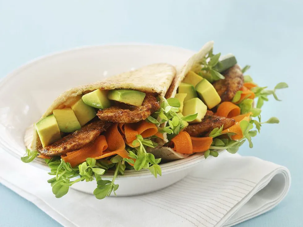 CAJUN CHICKEN POCKETS