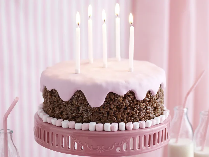 Coco crackle pop cake