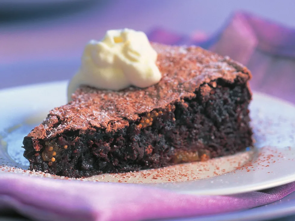 Rich chocolate meringue cake