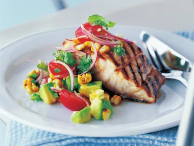 Fish with grilled corn salad