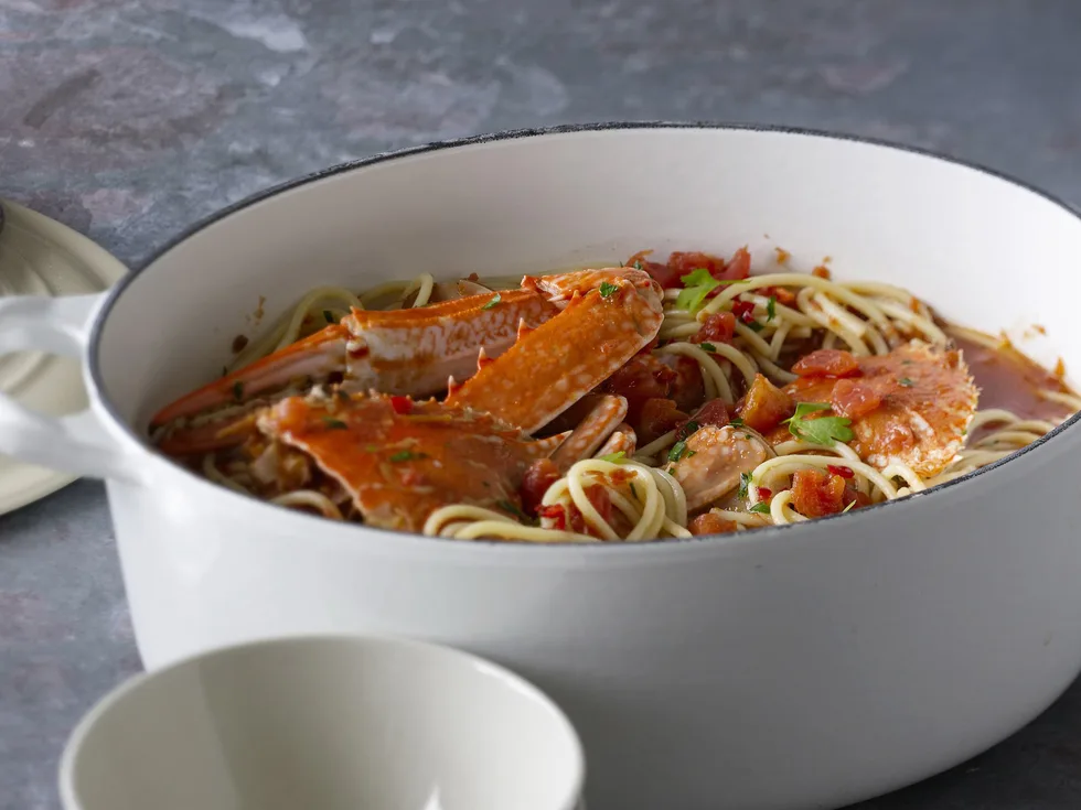 spaghetti marinara with crab