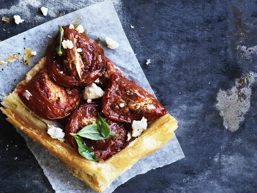 Slow-cooked tomato and goat's cheese tart