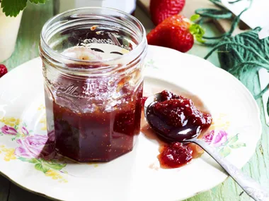 strawberry and orange conserve