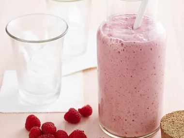 banana and raspberry   maple smoothie