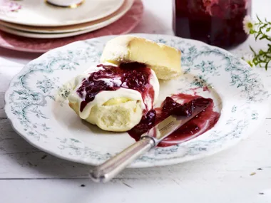 RASPBERRY AND MINT JAM