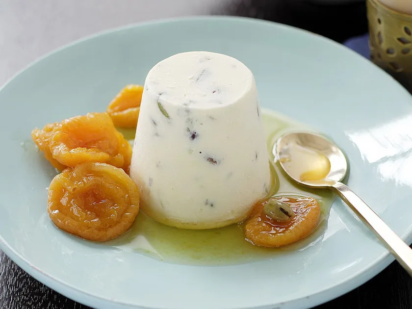 Dried apricots in cardamom syrup with pistachio ice-cream