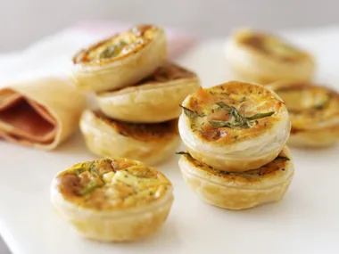 creamy smoked salmon tartlets