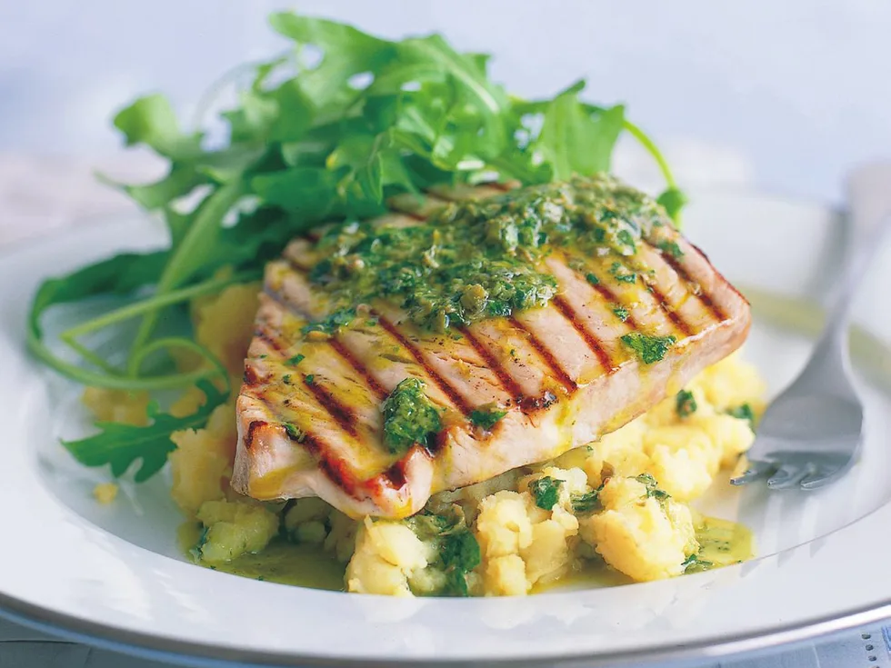 SEARED TUNA WITH KIPFLER SMASH AND SALSA VERDE