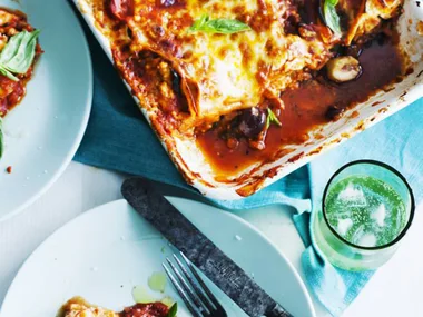 frying pan vegetable and ricotta lasagne