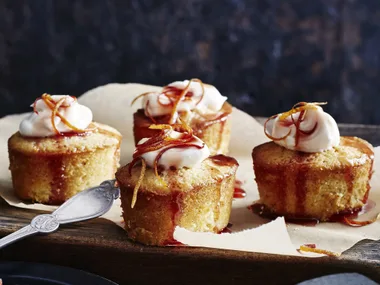 BLOOD ORANGE SYRUP CAKES WITH ORANGE CREAM
