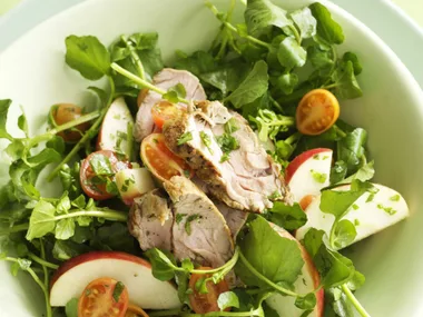 SPICY PORK AND APPLE SALAD