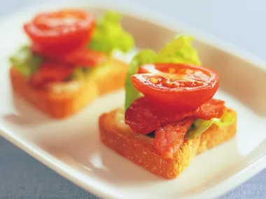 BLT on mini toasts