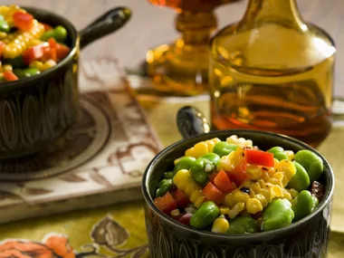 Barbecued corn, broad beans and capsicum