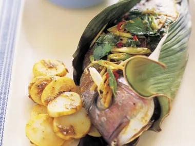 spiced fish in banana leaves