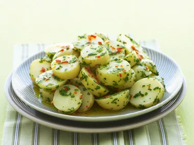 Lemon, garlic and chilli potatoes