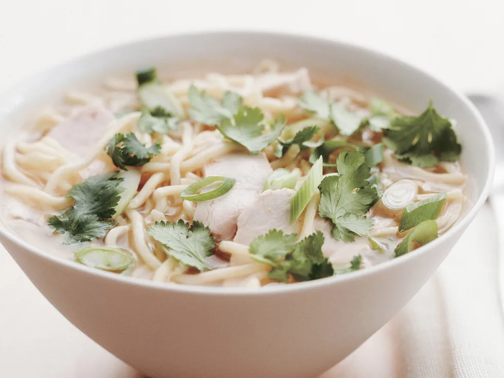 thai chicken noodle soup