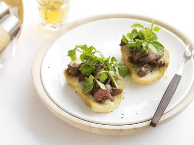 Sherry-glazed chicken livers