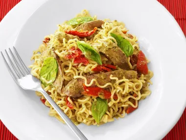 PESTO BEEF AND NOODLE SALAD