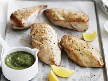 chicken breasts with walnut pesto