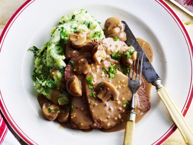 braised beef with red wine andmushroom sauce
