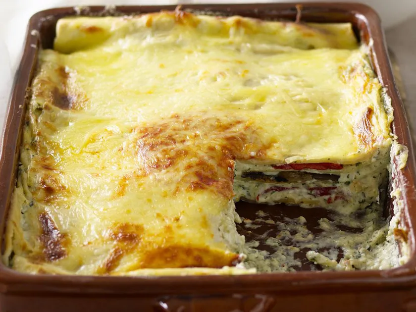 Three-cheese vegetarian lasagne