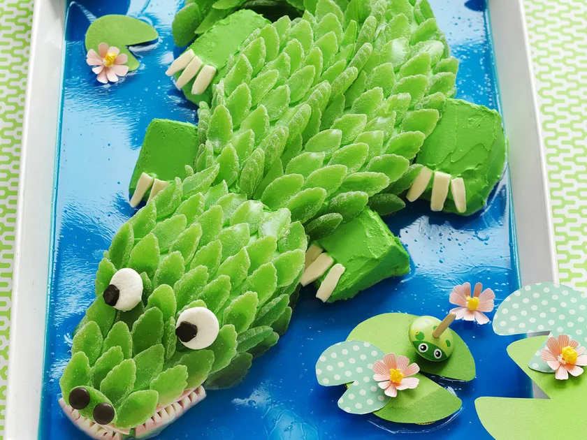 Kids' crocodile cake