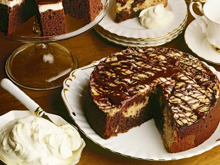 CHOCOLATE PEPPERMINT CREAM CAKE