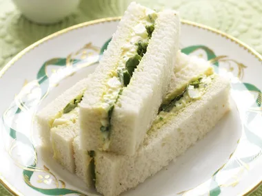 creamy egg & watercress sandwiches