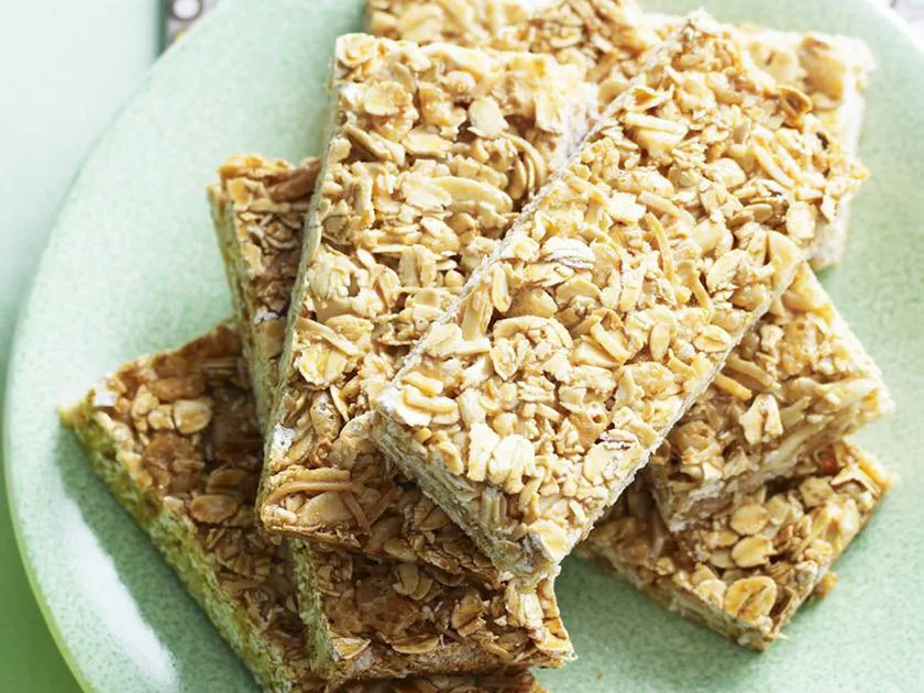 Honey & coconut muesli bars