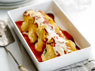 spinach and ricotta-stuffed chicken parmigiana
