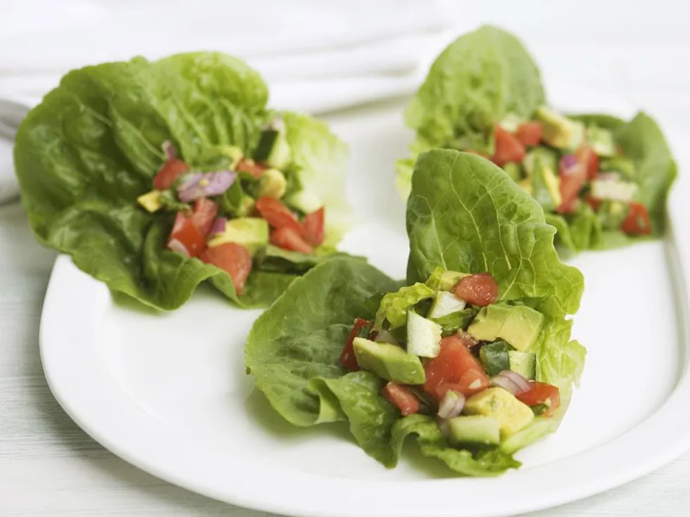 cos, avocado &tomato salad