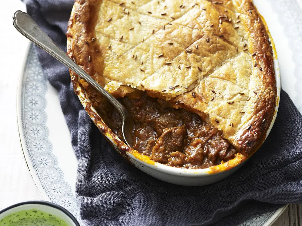 ROGAN JOSH LAMB PIE WITH CORIANDER CHUTNEY